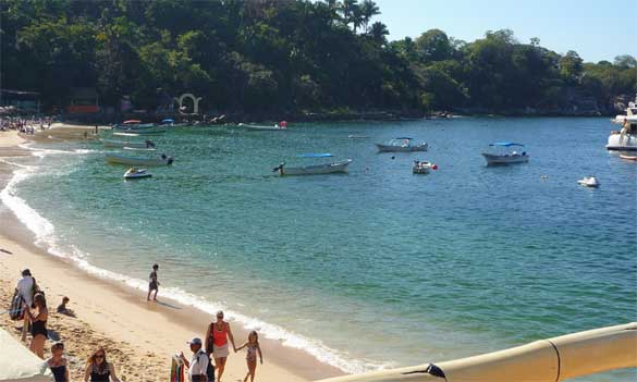 Puerto-Vallarta-beach