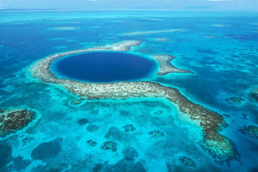 Blue Hole in Belize, Destinations For The Eco Tourists