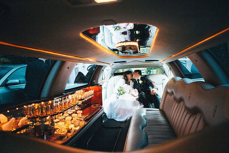 Seattle markable Wedding in Limo