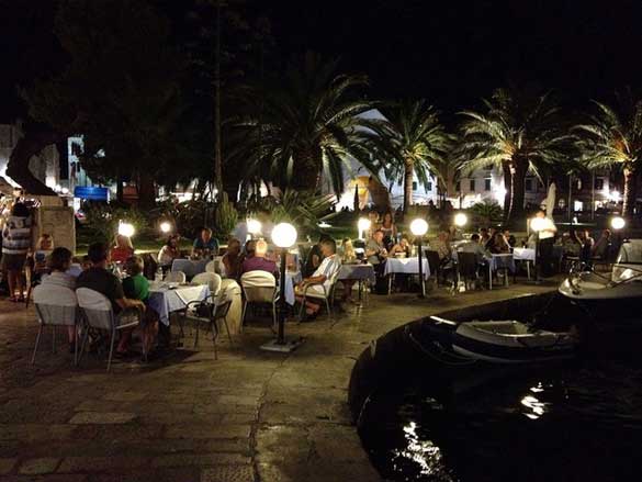 Hvar-Dinning-Out