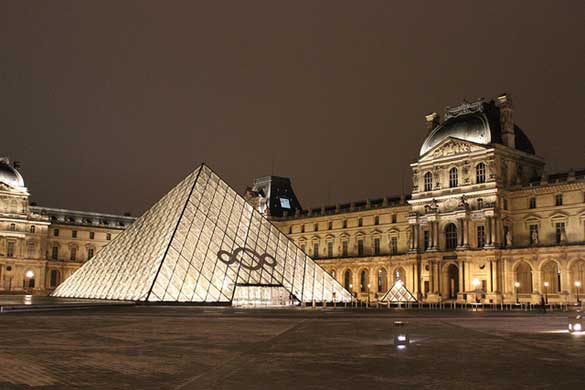 Louvre-paris