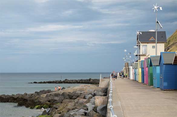 Beach-Hut2