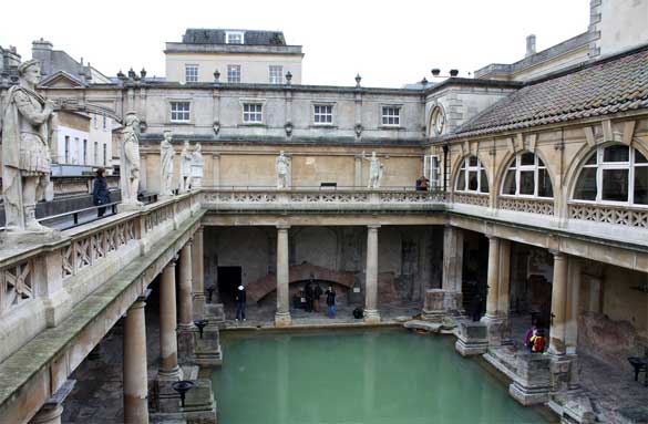 Roman-Baths-and-Pump-Room