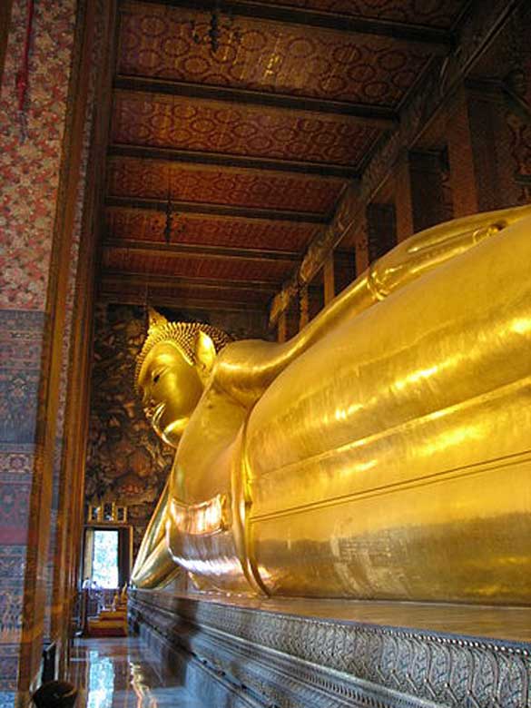 Reclining_Buddha_in_Wat