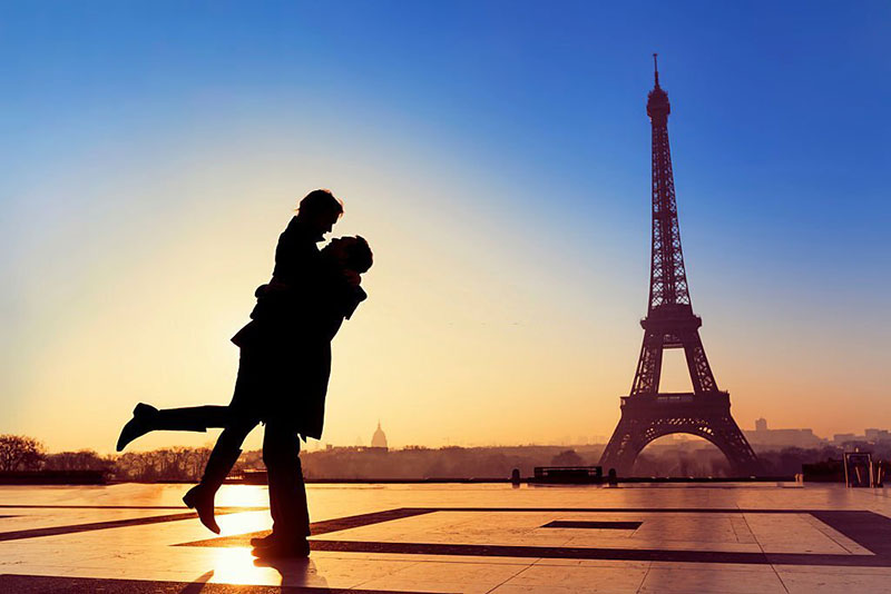 Honeymooning Eiffel Tower background in Paris