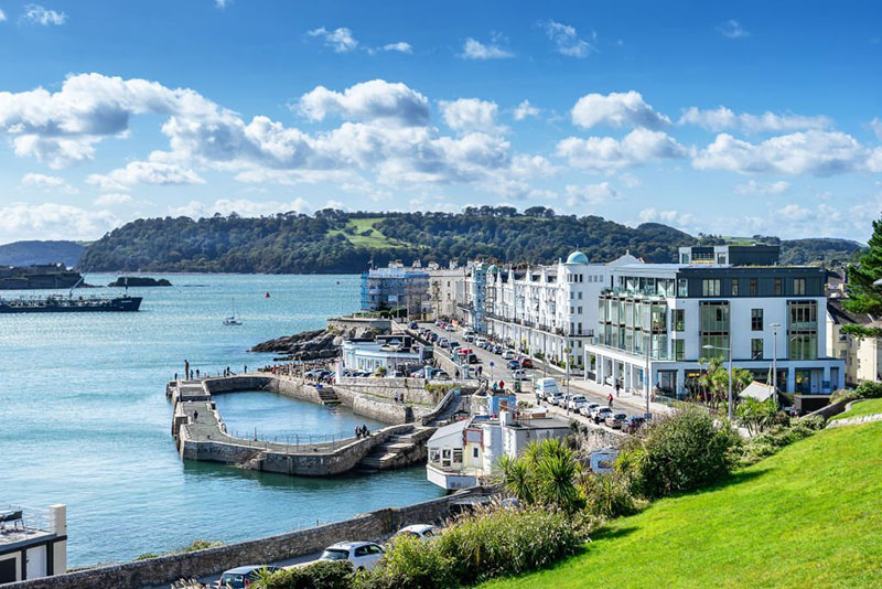 Places To Go Out In Plymouth