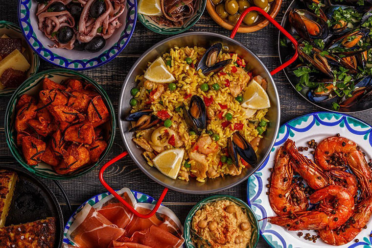 Specific Spanish foods Paella
