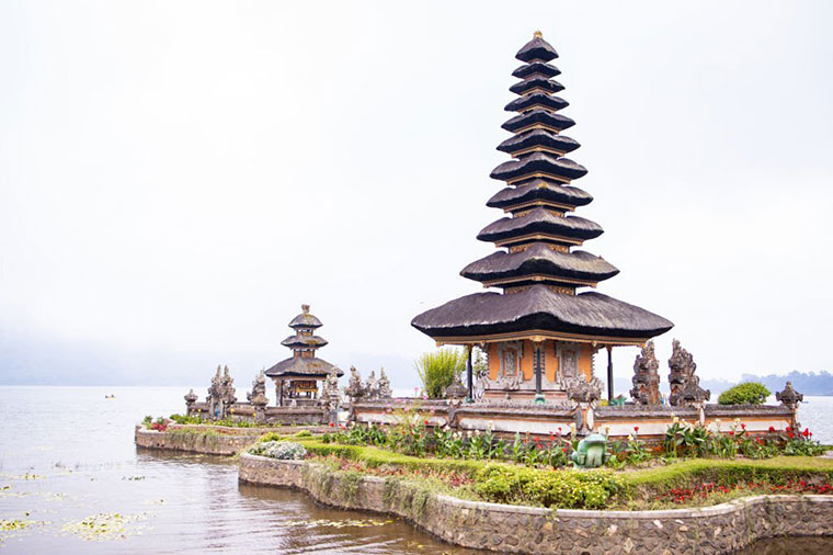 Ulun Danu Beratan Temple in Bali, Things To Do When You Visit Bali