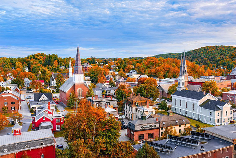 Best New England Locations To Spend Your Christmas Vacation