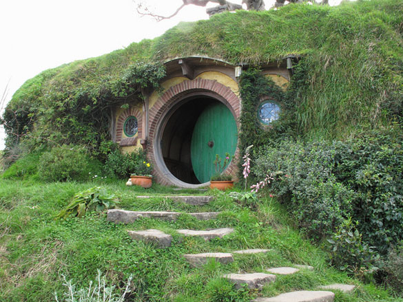 bilbo-baggins-door