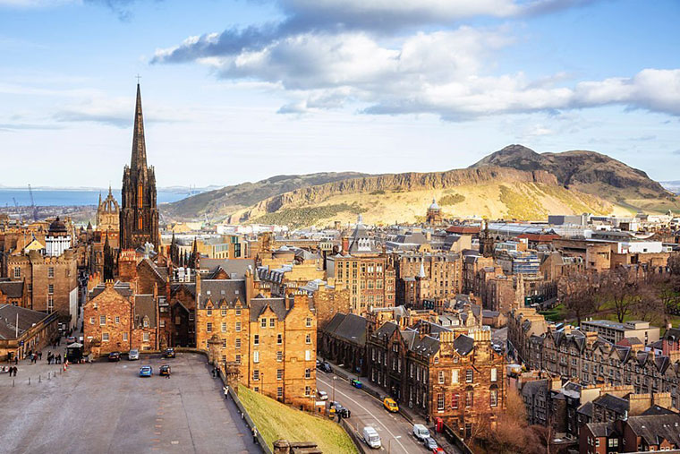 Edinburgh Old Town Arthurs Seat