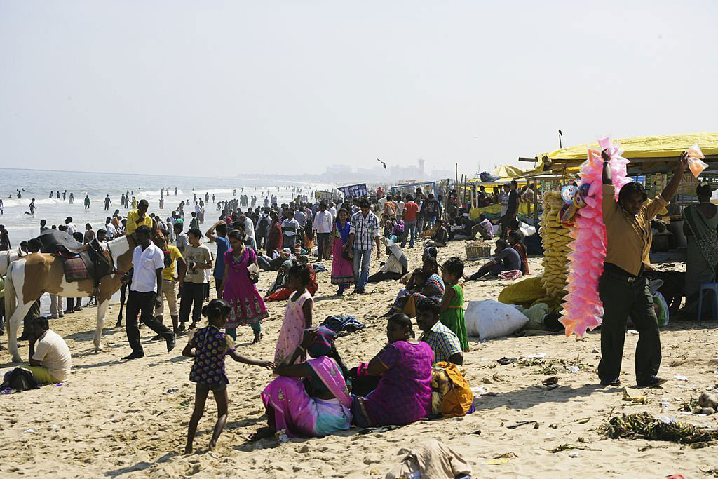 Marina beach Reasons to Visit Chennai