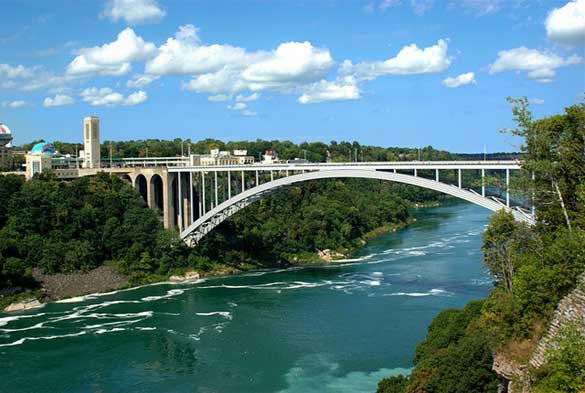 Rainbow-Bridge-Niagara