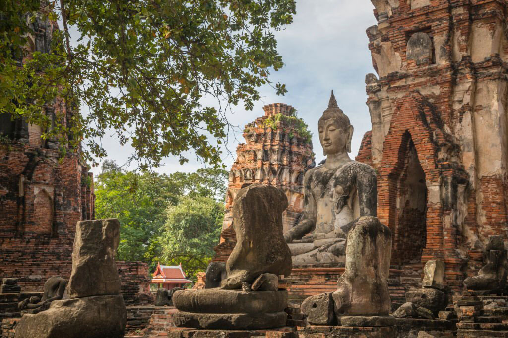 Traveling Like A Thai Ayutthaya pile of ruins