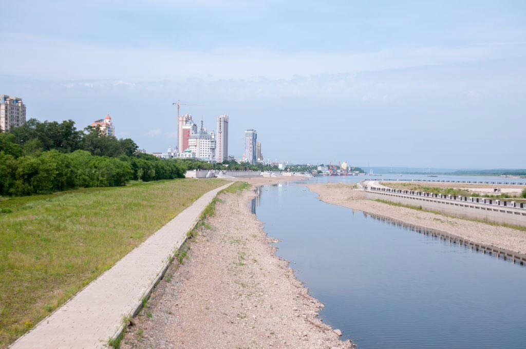 Waterfront Park in Heihe city