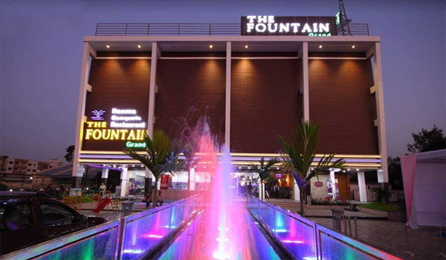 Hotel Fountain Grand Valsad